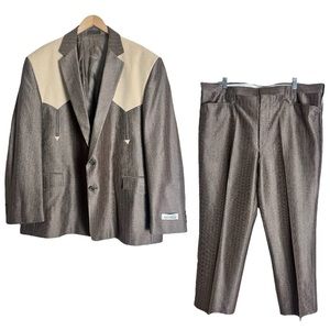 Vintage Silverado Men’s Western Cowboy Roper 2 Piece Suit Jacket and Pants.